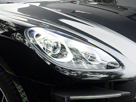 2014�� Macan Turbo 3.6T