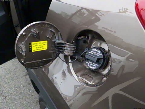 2014�� 2.0L �ֶ�������GL