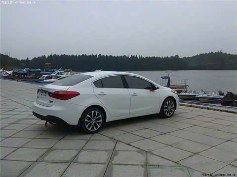 2015�� 1.6L �Զ�Premium