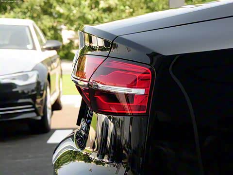 2014�� A8L 45 TFSI quattro������