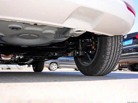 2014�� 1.6L �Զ�30��������