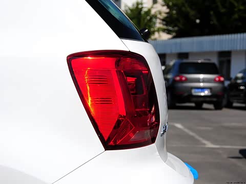 2014�� 1.6L �Զ�30��������