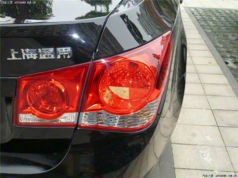 2013�� 1.6L SE MT