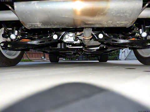 2014�� 28T ����ȫ���˶��콢��