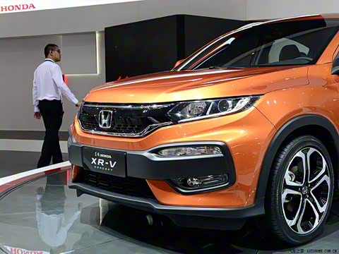 2015�� 1.8L VTi CVT������