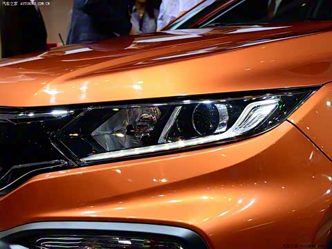 2015�� 1.8L VTi CVT������