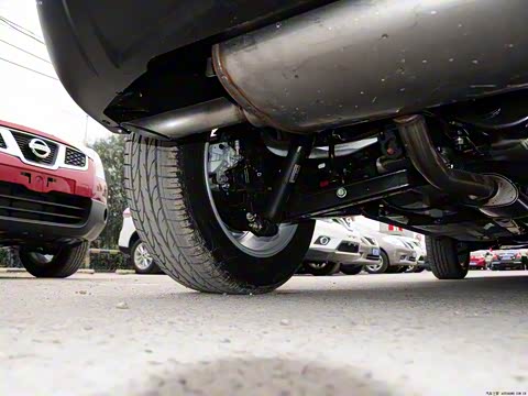 2015�� 2.0XL ��� CVT 2WD