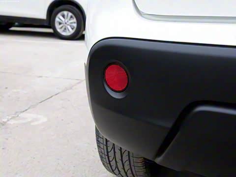 2015�� 2.0XL ��� CVT 2WD