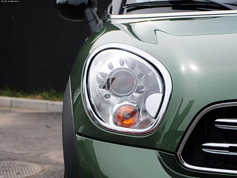 2014�� 1.6T COOPER ALL4 Excitement