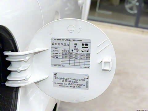 2014�� 1.4TSI �ֶ��Ųʰ�