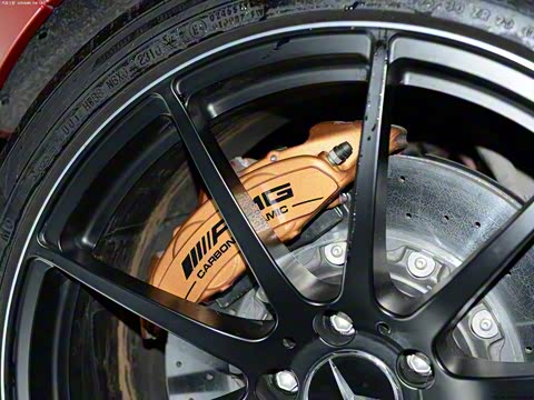 2013�� SLS AMG 45�����й�������