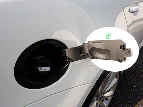 2015�� XJL 2.0T �������������