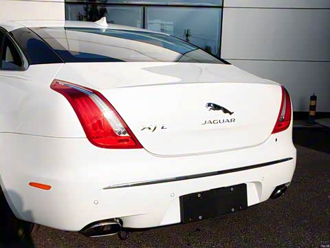 2015�� XJL 2.0T �������������