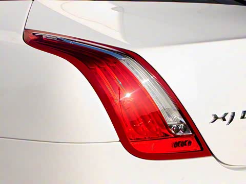 2015�� XJL 2.0T �������������