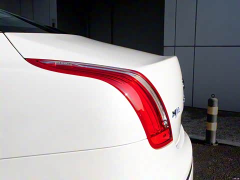 2015�� XJL 2.0T �������������