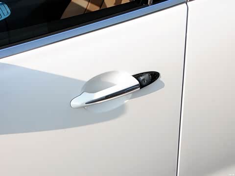 2015�� XJL 2.0T �������������