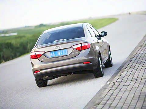 2013�� 1.6L CVT���а�