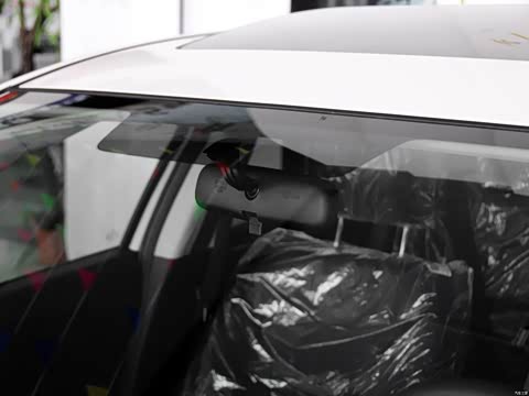 2015�� ���� 1.6L �Զ���Ӣ��