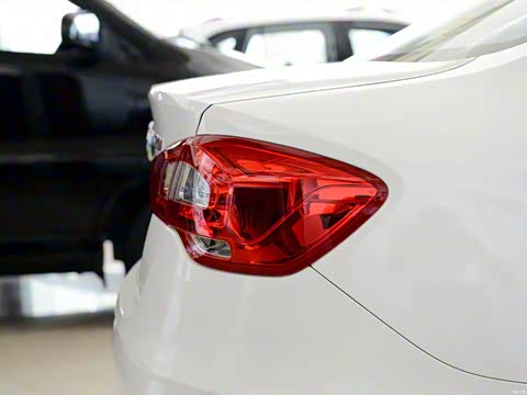 2014�� 1.6L �ֶ�������