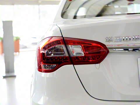 2014�� 1.6L �ֶ�������