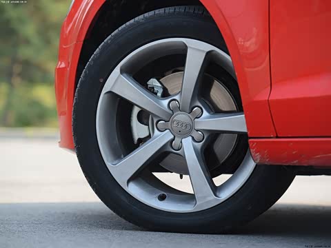 2014�� Limousine 35 TFSI �Զ�������