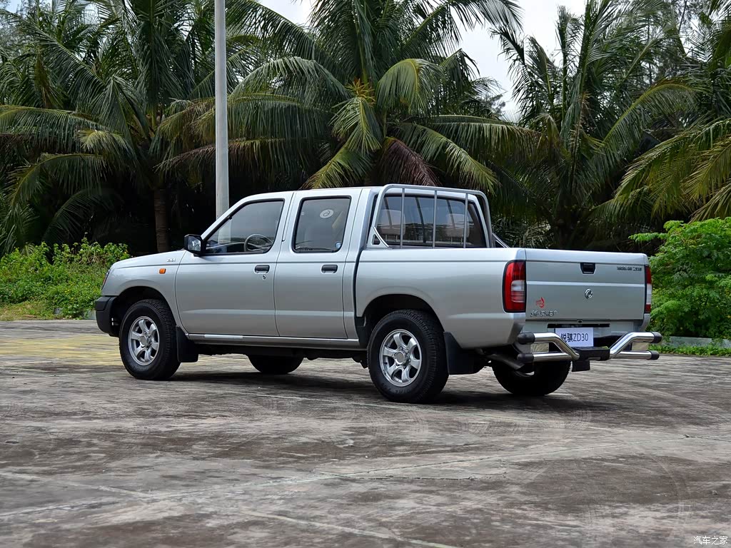 郑州日产 锐骐皮卡 2010款 3.0t柴油两驱标准型zd30d13-3n