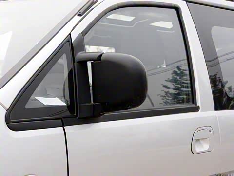 2012�� M5 Q3 2.0L �����׼��