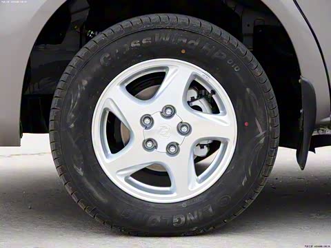 2012�� M5 Q3 2.0L �����׼��