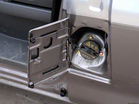 2012�� M5 Q3 2.0L 7�������׼��