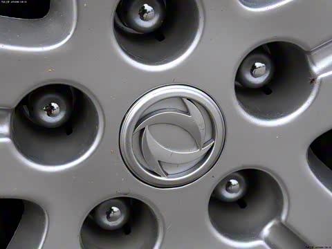 2012�� M5 Q3 2.0L 7�������׼��