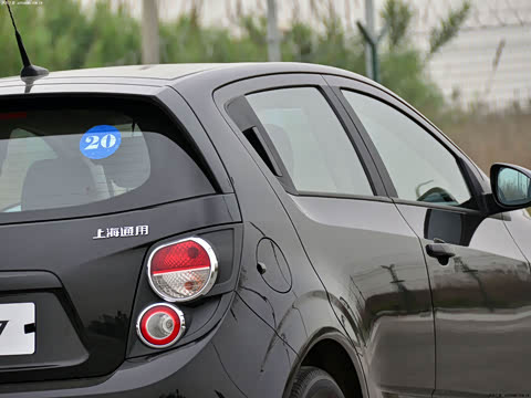 2011�� ���� 1.6L MT SX