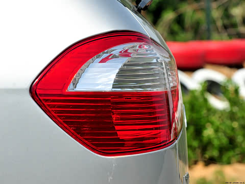 2011�� 2.0L �ֶ������