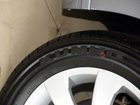 2011�� ���� 1.6L �Զ��ھ���