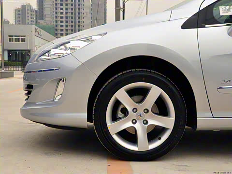 2011�� 2.0L �Զ����ʰ�