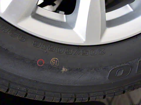 2011�� GT 1.8L �Զ�ʱ�а���Ƥ��