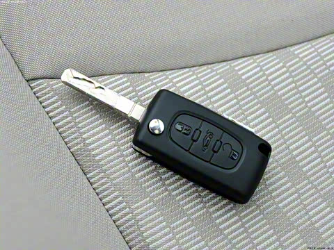 2011�� 2.0L �ֶ�������