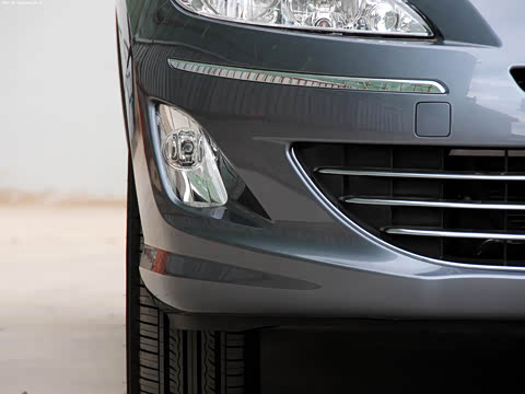 2011�� 2.0L �Զ����ʰ�