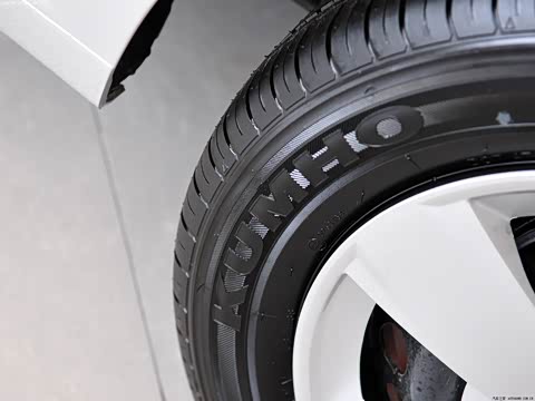 2011�� ���� 1.4L MT SL