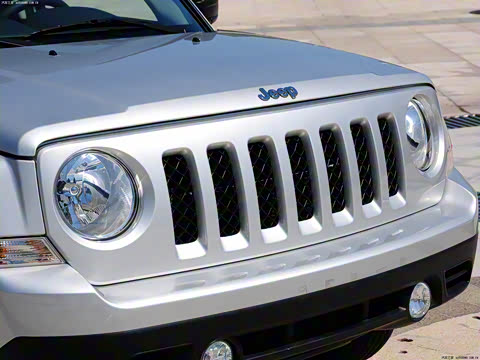 2011�� 2.4 �˶���