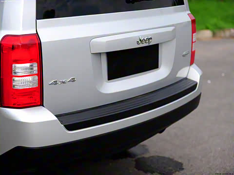 2011�� 2.4 �˶���