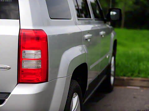 2011�� 2.4 �˶���