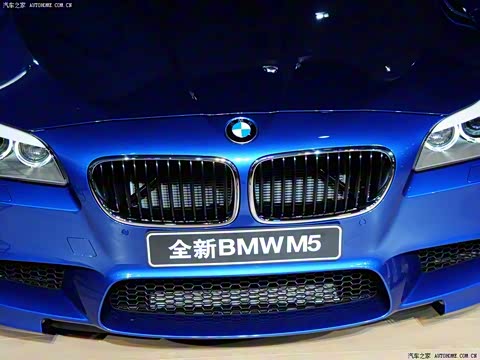 2012�� M5