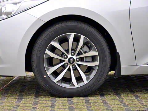 2011�� 2.4L �콢��