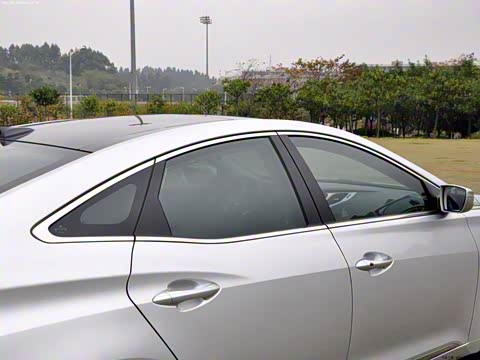 2011�� 2.4L �콢��