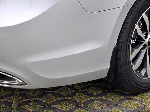 2011�� 2.4L �콢��