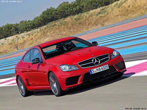 2013�� AMG C 63 Coupe Black Series