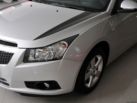 2011 1.6L SE AT νհ