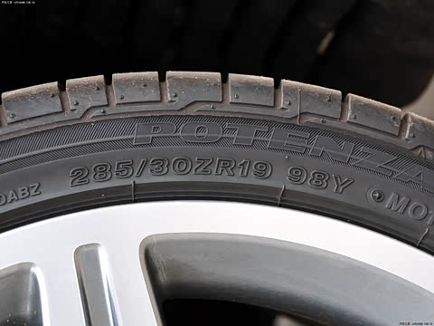 2011�� SL 300 Grand Edition