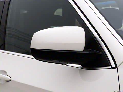 2011�� xDrive35i M�˶���