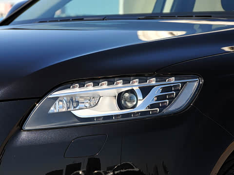 2012�� 3.0 TFSI ��ȡ��(200kW)